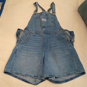 Women’s Levi Shortalls